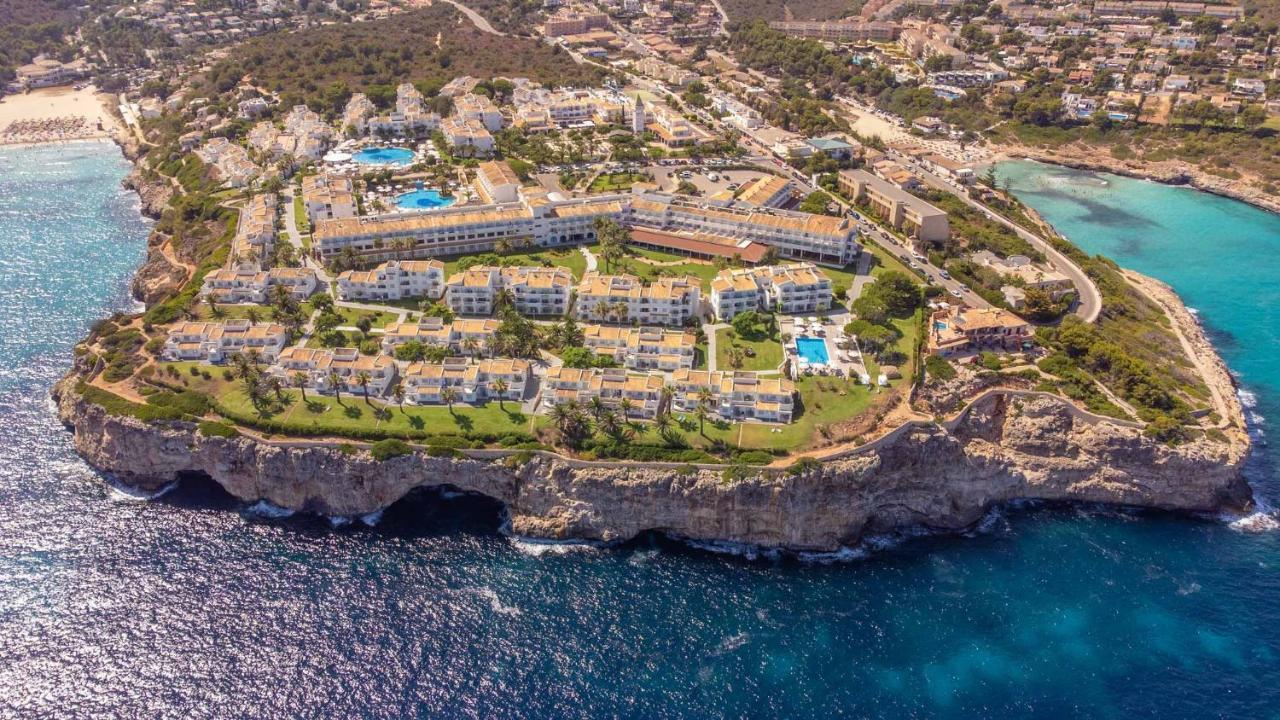 Blau Punta Reina Hotel Cala Mandia  Екстериор снимка